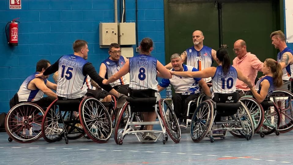 Foto en coro de los jugadores del club deporivo bsr vistazul